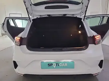 Photo 5 Renault Clio  E-Tech full hybrid 145