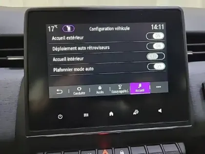 Photo 23 Renault Clio  E-Tech full hybrid 145