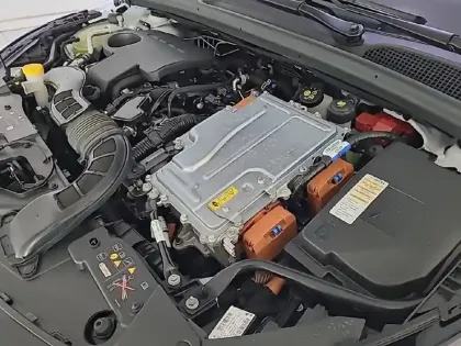 Photo 46 Renault Clio  E-Tech full hybrid 145