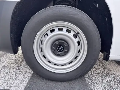 Photo 12 Opel Combo  CARGO M 650 KG BLUEHDI 100 S&S BVM6