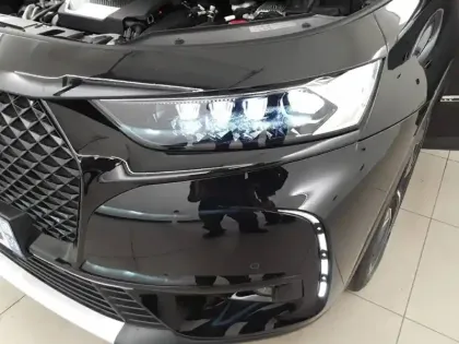 Photo 39 DS DS 7 DS7 Crossback Hybride E-Tense 300 EAT8 4x4