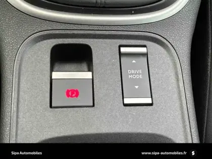 Photo 99 Jeep Avenger  1.2 Turbo T3 100 ch