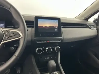 Photo 78 Renault Clio  E-Tech full hybrid 145 ch GSR2