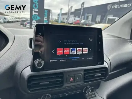 Photo 72 Peugeot Partner  FOURGON XL 950 KG BLUEHDI 130 S&S EAT8