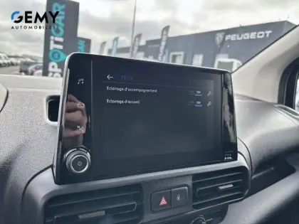 Photo 48 Peugeot Partner  FOURGON XL 950 KG BLUEHDI 130 S&S EAT8