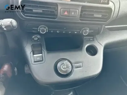 Photo 82 Peugeot Partner  FOURGON XL 950 KG BLUEHDI 130 S&S EAT8