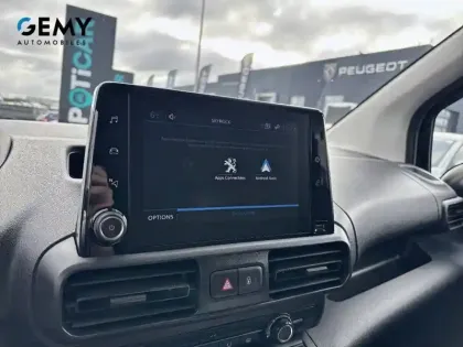 Photo 79 Peugeot Partner  FOURGON XL 950 KG BLUEHDI 130 S&S EAT8