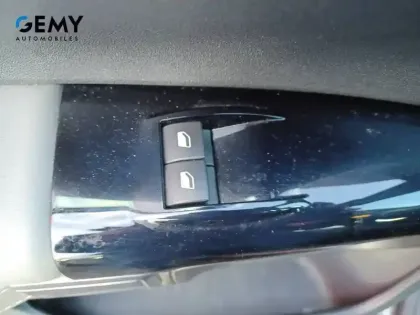 Photo 12 Citroën C4  Cactus PureTech 110 S&S EAT6