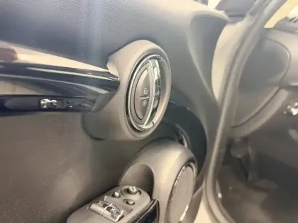 Photo 19 Mini Mini Hatch 3 Portes Cooper 136 ch BVA7