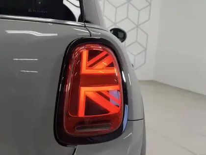 Photo 60 Mini Mini Hatch 3 Portes Cooper 136 ch BVA7