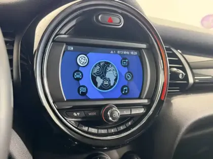 Photo 79 Mini Mini Hatch 3 Portes Cooper 136 ch BVA7