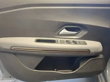 Photo 15 Dacia Jogger  ECO-G 100 7 places GSR2