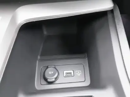 Photo 48 Peugeot 308  BlueHDi 130ch S&S EAT8