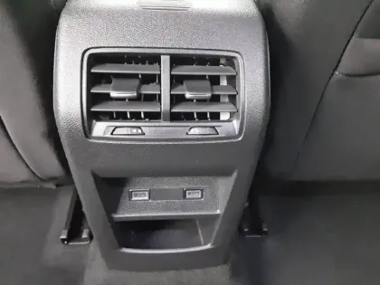 Photo 42 Peugeot 308  BlueHDi 130ch S&S EAT8