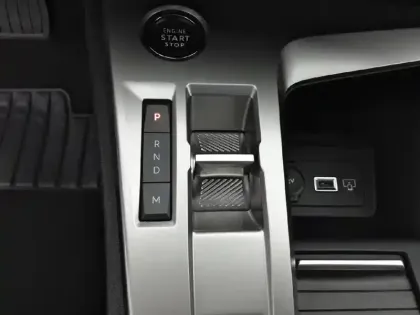 Photo 13 Peugeot 308  BlueHDi 130ch S&S EAT8