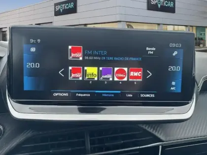 Photo 21 Peugeot 208  PureTech 100 S&S BVM6 GT Pack