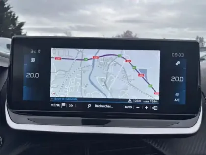 Photo 10 Peugeot 208  PureTech 100 S&S BVM6 GT Pack