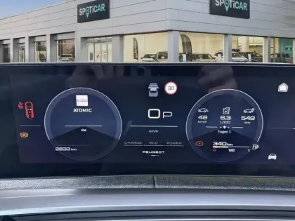 Photo 20 Peugeot 3008  Hybrid 136 e-DCS6 GT