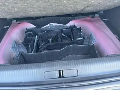 Photo 26 Peugeot 2008  PureTech 130 S&S EAT8 GT Pack