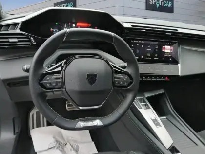 Photo 11 Peugeot 308  BlueHDi 130ch S&S EAT8 GT