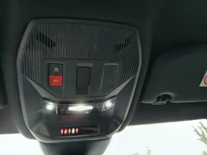 Photo 24 Peugeot 308  BlueHDi 130ch S&S EAT8 GT