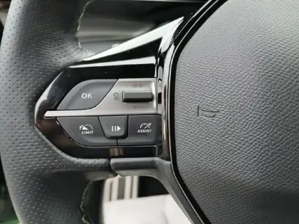 Photo 18 Peugeot 308  BlueHDi 130ch S&S EAT8 GT