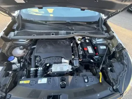 Photo 6 Peugeot 2008 Gén. II Ph2 Style 5