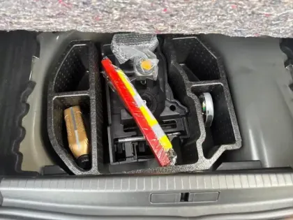 Photo 26 Peugeot 208  PureTech 100 S&S BVM6 Allure