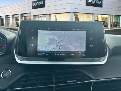 Photo 10 Peugeot 208  PureTech 100 S&S BVM6 Allure