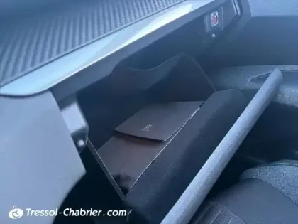 Photo 29 Peugeot 3008  BlueHDi 130ch S&S EAT8 Style