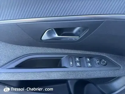 Photo 27 Peugeot 3008  BlueHDi 130ch S&S EAT8 Style