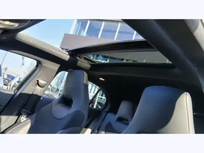 Photo 16 Mercedes Classe A 200 d AMG Line