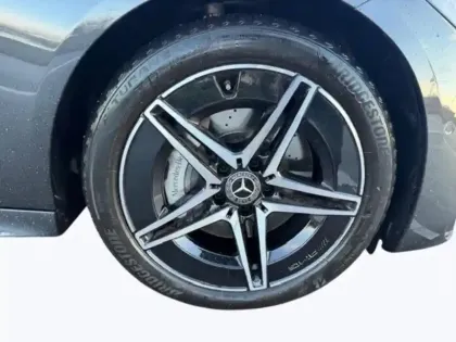 Photo 8 Mercedes Classe C 220 d Berline AMG Line