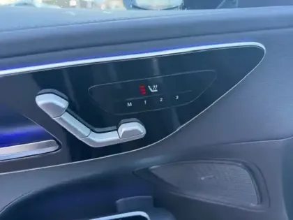 Photo 16 Mercedes Classe C 220 d Berline AMG Line