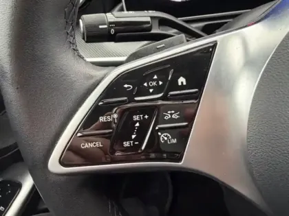 Photo 16 Mercedes Classe C 300 d e Hybrid EQ Berline Busi