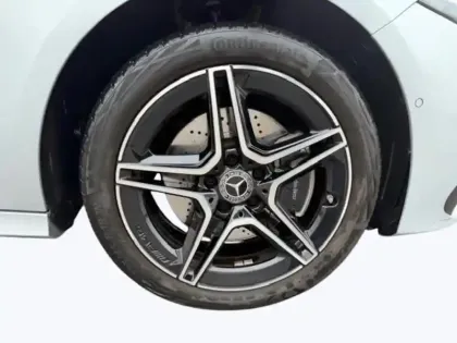 Photo 8 Mercedes Classe A 250 e Hybrid EQ AMG Line