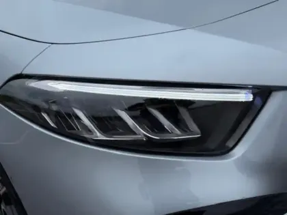 Photo 20 Mercedes Classe A 250 e Hybrid EQ AMG Line