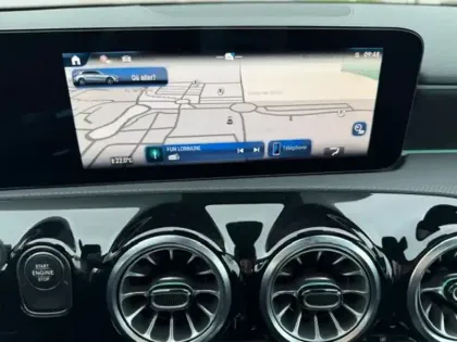 Photo 12 Mercedes Classe A 250 e Hybrid EQ AMG Line