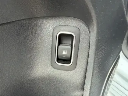 Photo 18 Mercedes Classe A 250 e Hybrid EQ AMG Line