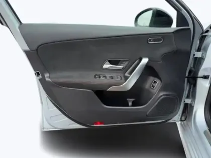 Photo 19 Mercedes Classe A 250 e Hybrid EQ AMG Line