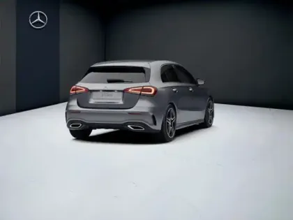 Photo 20 Mercedes Classe A 200 d AMG Line