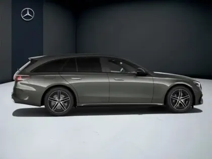 Photo 16 Mercedes CLA sse E 300 e Hybrid EQ AMG L