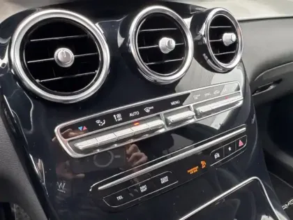 Photo 9 Mercedes Classe GLC GLC 200 d SUV AMG Line