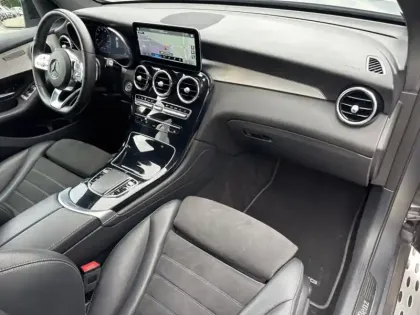 Photo 17 Mercedes Classe GLC GLC 200 d SUV AMG Line