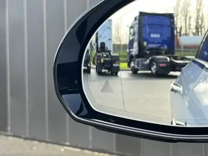 Photo 17 Mercedes Classe E Gén. VI (S214) Ph1 AMG 5