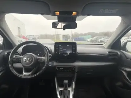 Photo 10 Toyota Yaris Hybride 116h Dynamic