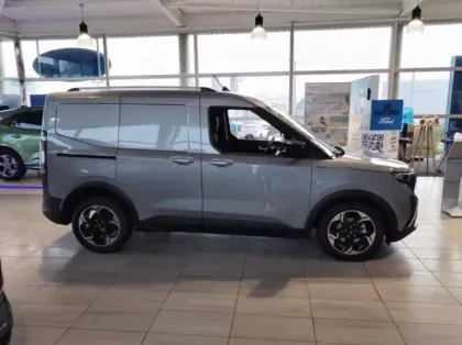 Photo 45 Ford Transit Courier Gén. II Ph1 Active 2