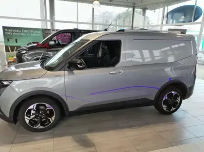 Photo 43 Ford Transit Courier Gén. II Ph1 Active 2