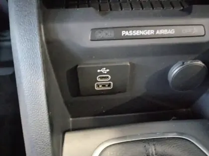 Photo 41 Ford Transit Courier Gén. II Ph1 Active 2