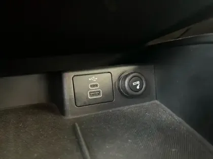 Photo 18 Ford Kuga 2.5 Duratec 225ch PHEV Vignale BVA